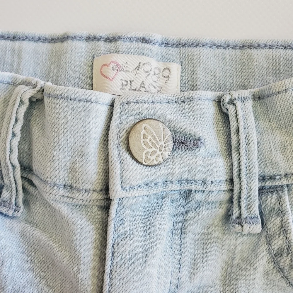 K1231 * Children's Place Girls Light Wash Jeans Size 6